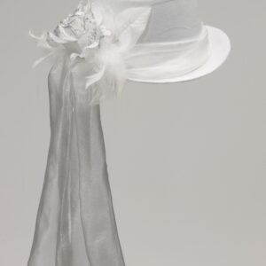 Ghostly Rose Top Hat